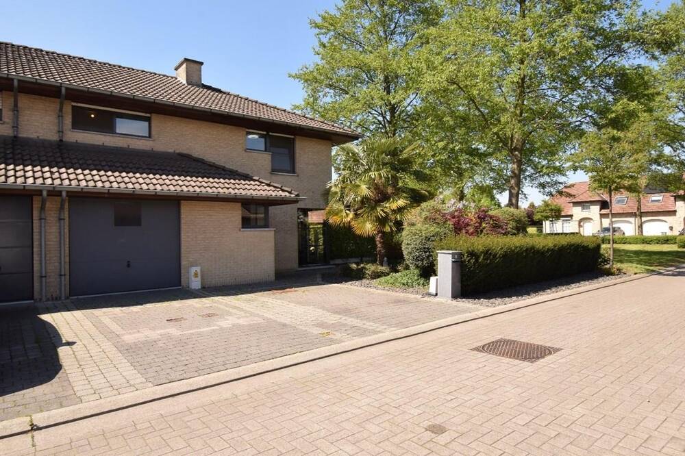 Huis te  koop in Evergem 9940 347500.00€ 3 slaapkamers 153.00m² - Zoekertje 458757