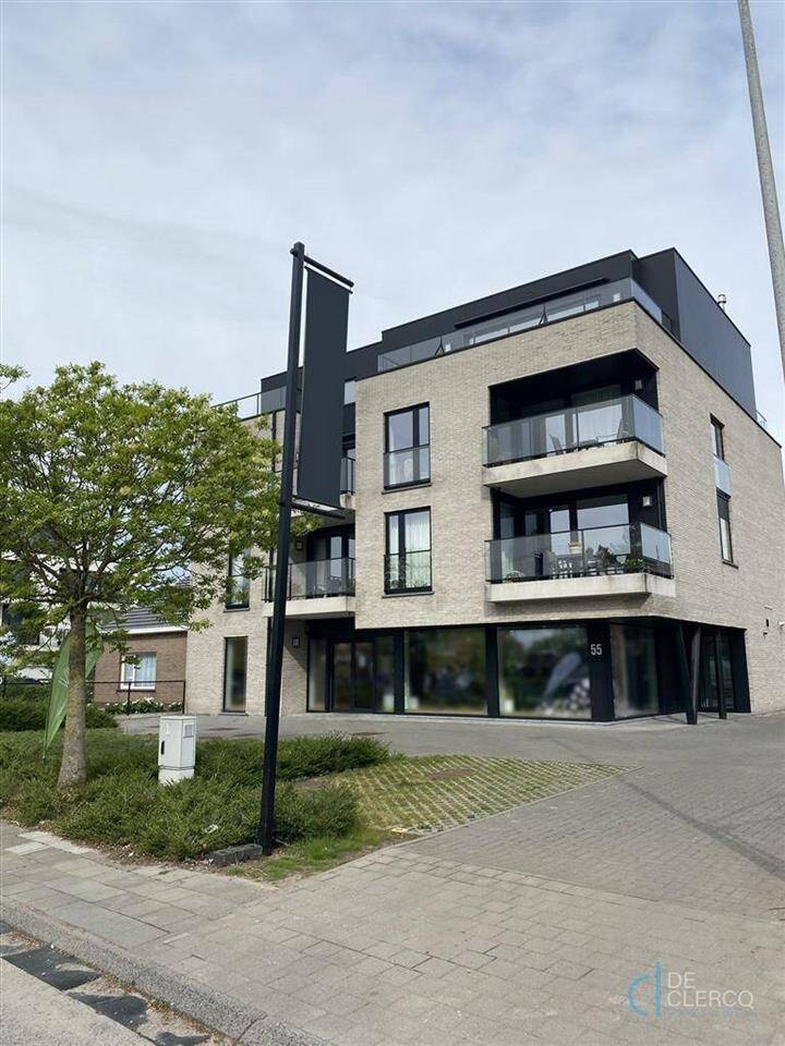 Handelszaak te huur in Lochristi 9080 2750.00€ slaapkamers m² - Zoekertje 458918
