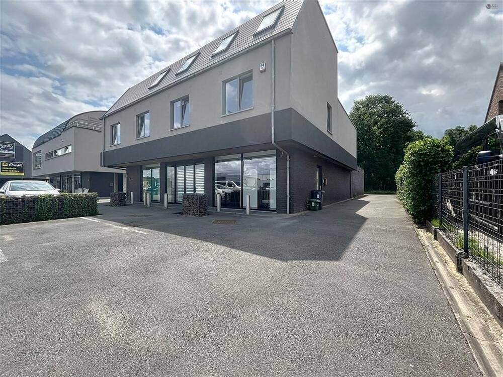 Huis te koop in Sint-Pauwels 9170 1275000.00€ 4 slaapkamers 636.00m² - Zoekertje 458584