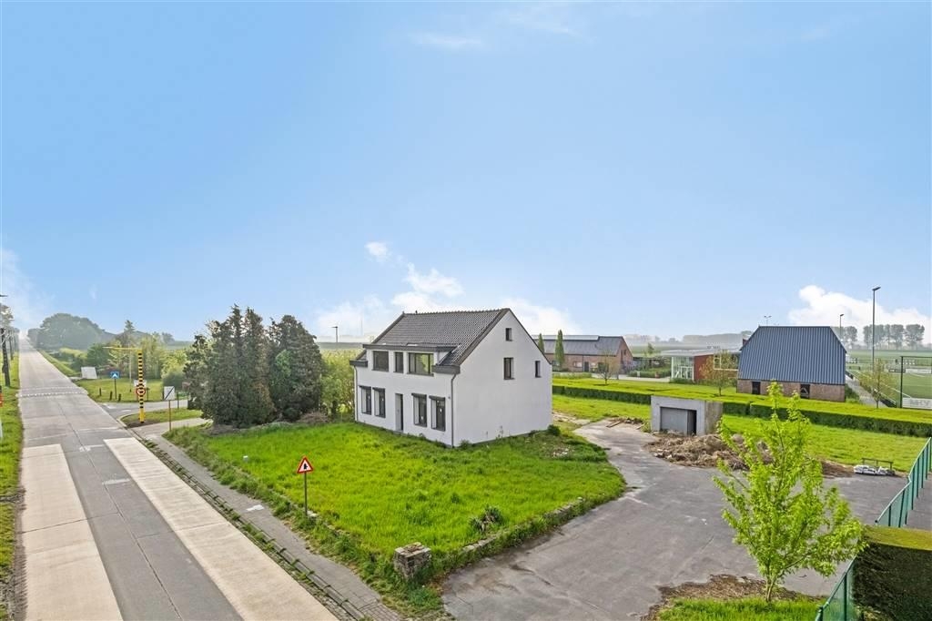 Huis te koop in Kieldrecht 9130 465000.00€ 4 slaapkamers 270.00m² - Zoekertje 459918