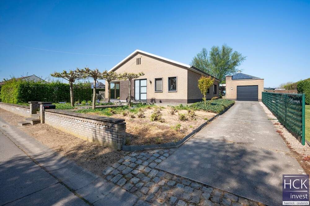 Huis te  koop in Kruishoutem 9770 329000.00€ 3 slaapkamers 123.00m² - Zoekertje 460586