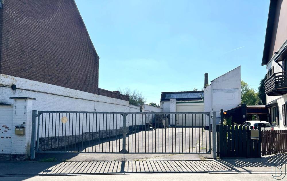 Handelszaak te koop in Ronse 9600 285000.00€ slaapkamers 400.00m² - Zoekertje 461241