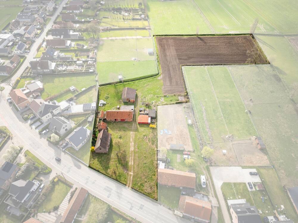 Bungalow te  koop in Zomergem 9930 850000.00€ 2 slaapkamers m² - Zoekertje 461109