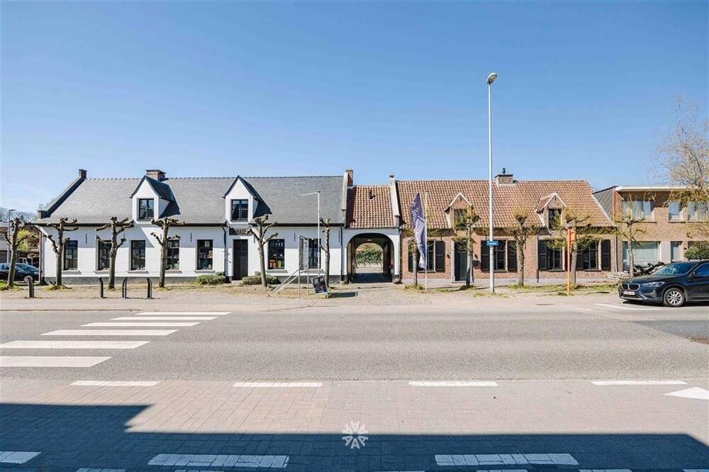 Handelszaak te  koop in Temse 9140 1095000.00€ 3 slaapkamers 715.41m² - Zoekertje 460883
