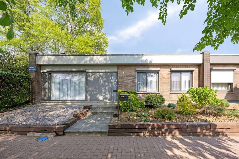 Bungalow te  koop in Zottegem 9620 289000.00€ 3 slaapkamers 110.00m² - Zoekertje 461961