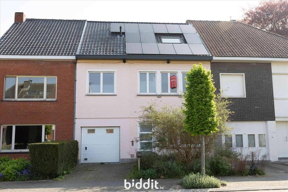 Huis te koop in Destelbergen 9070 295000.00€ 5 slaapkamers m² - Zoekertje 462486