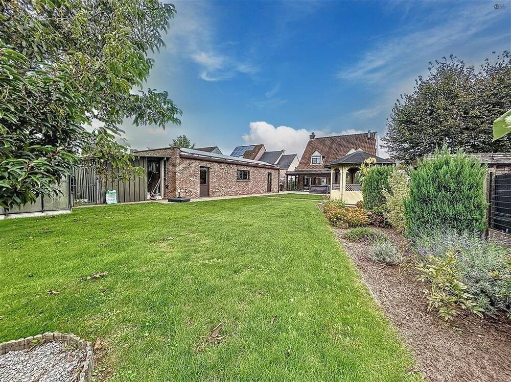 Huis te  koop in Beveren-Waas 9120 535000.00€ 4 slaapkamers 264.00m² - Zoekertje 463036