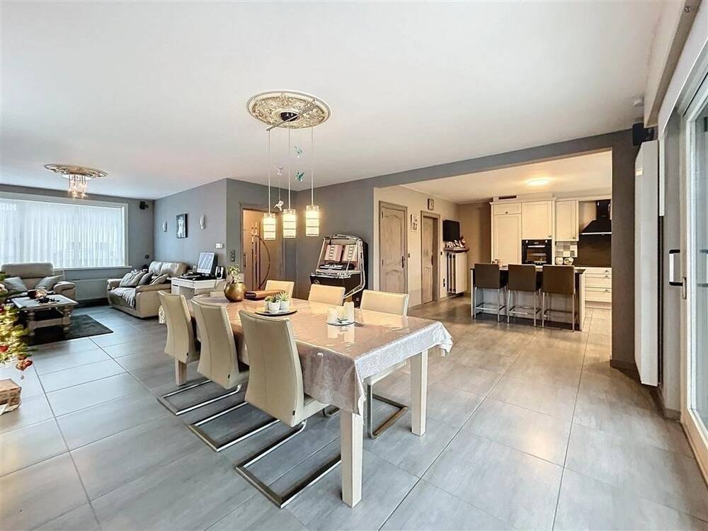 Huis te  koop in Beveren-Waas 9120 535000.00€ 4 slaapkamers 264.00m² - Zoekertje 463036