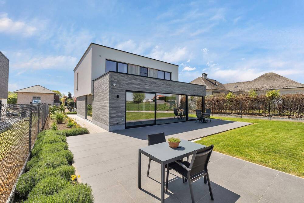 Huis te  koop in Ninove 9400 699000.00€ 3 slaapkamers 238.00m² - Zoekertje 462931