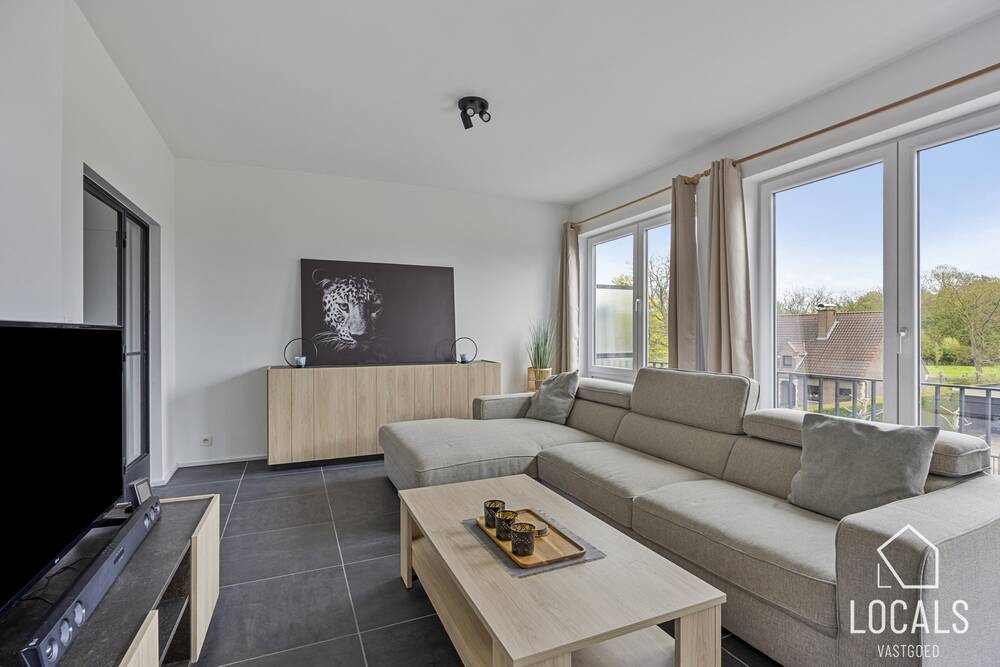 Appartement te  koop in Nieuwerkerken 9320 235000.00€ 3 slaapkamers 98.00m² - Zoekertje 464768