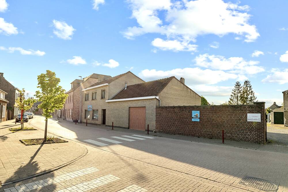 Bungalow te koop in Deinze 9800 645000.00€ 4 slaapkamers 313.00m² - Zoekertje 464979