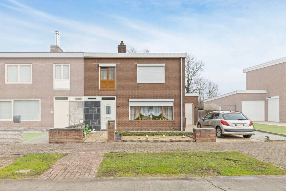Appartementsgebouw te  koop in Maarkedal 9680 240000.00€ 4 slaapkamers 137.00m² - Zoekertje 465217