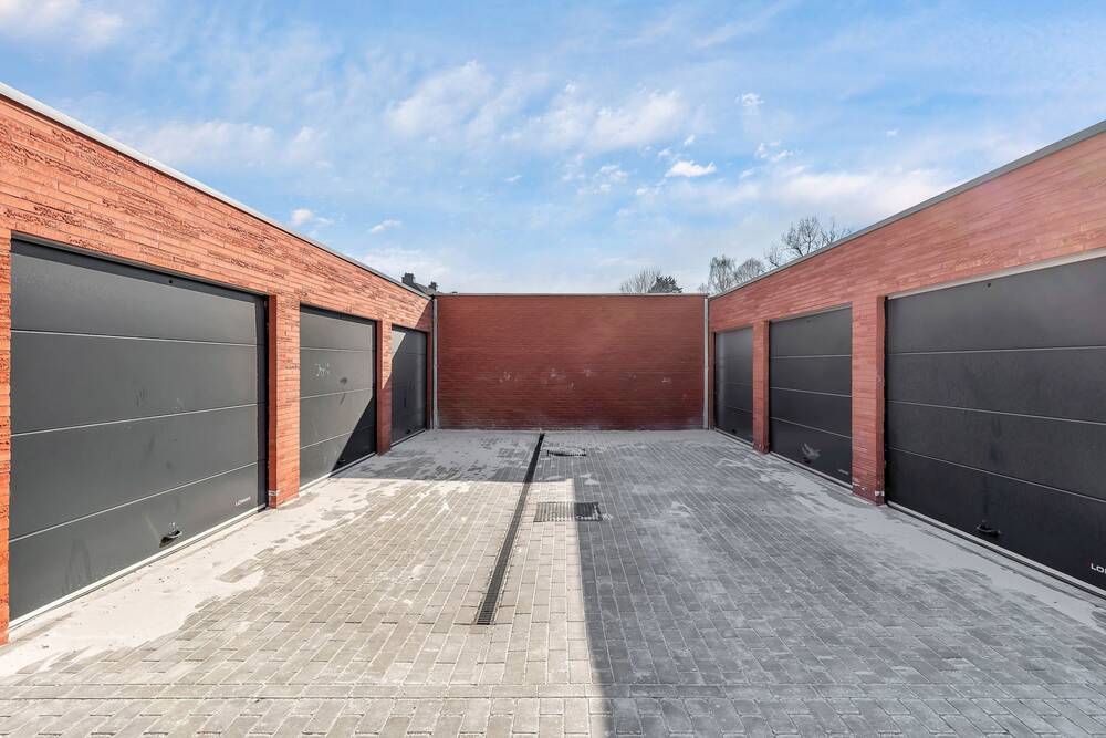 Parking & garage te  koop in Iddergem 9472 29500.00€  slaapkamers m² - Zoekertje 468284