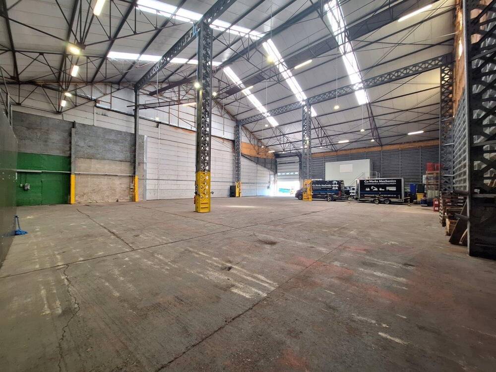 Handelszaak te huur in Verrebroek 9130 3300.00€ slaapkamers m² - Zoekertje 467651