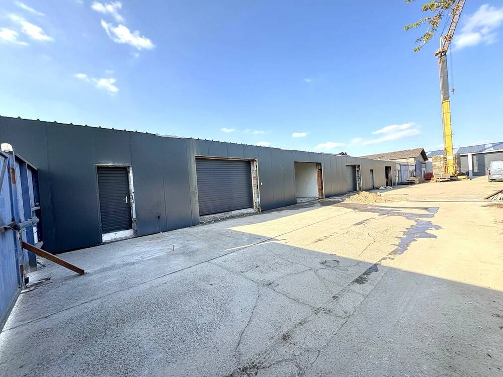 Handelszaak te huur in Haaltert 9450 820.00€ slaapkamers 75.00m² - Zoekertje 467337
