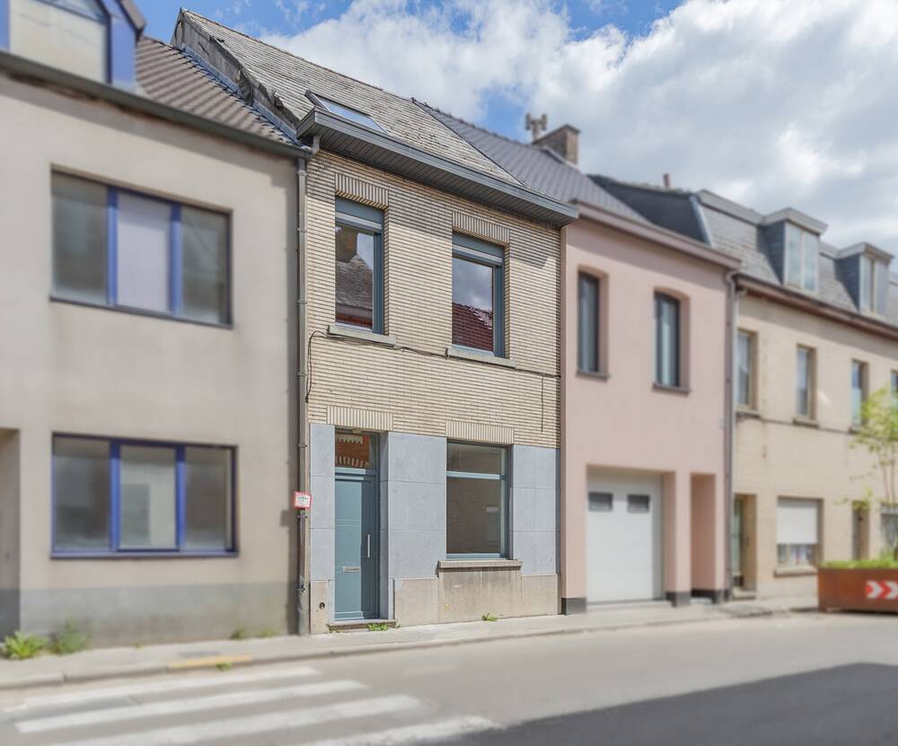 Huis te koop in Denderleeuw 9470 274000.00€ 3 slaapkamers 151.63m² - Zoekertje 468689