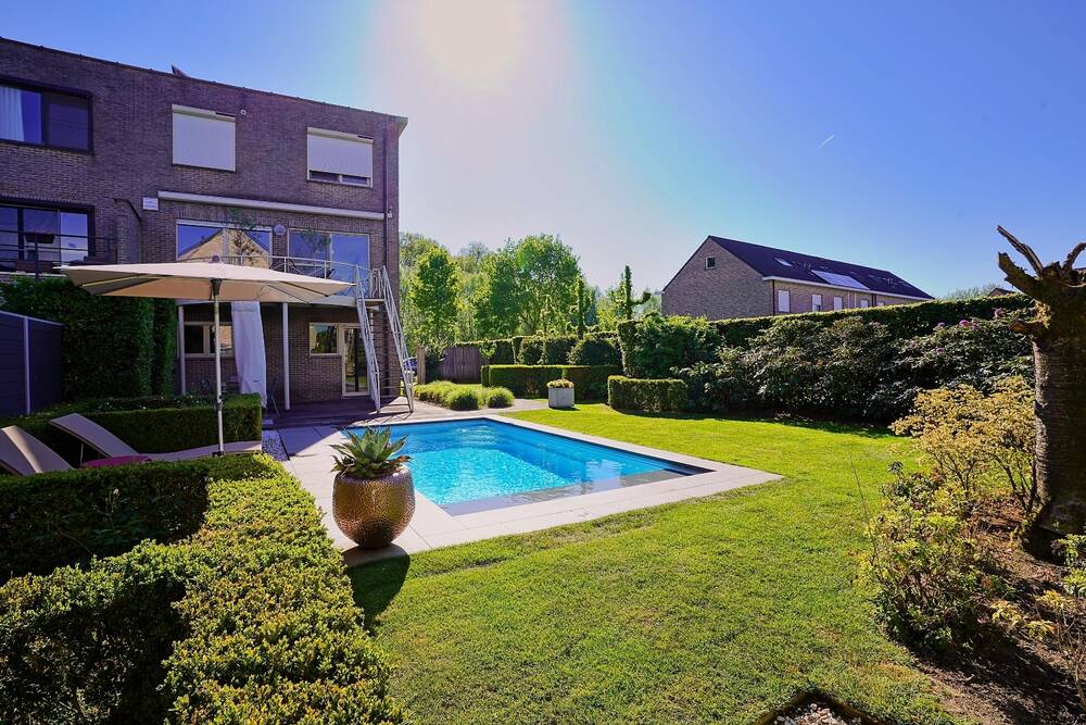 Huis te  koop in Melsele 9120 545000.00€ 2 slaapkamers 194.00m² - Zoekertje 470296