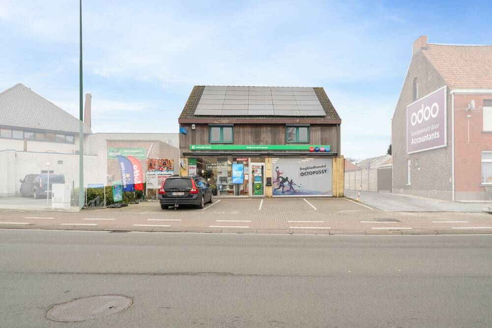 Handelszaak te koop in Sleidinge 9940 475000.00€ 2 slaapkamers 323.00m² - Zoekertje 470450