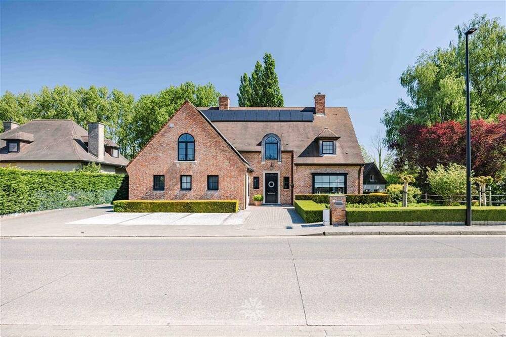 Huis te koop in Balegem 9860 879000.00€ 4 slaapkamers 466.00m² - Zoekertje 471118