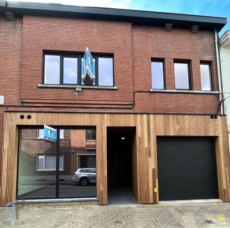 Handelszaak te in Zottegem 9620 725.00€ slaapkamers 45.00m² - Zoekertje 472002