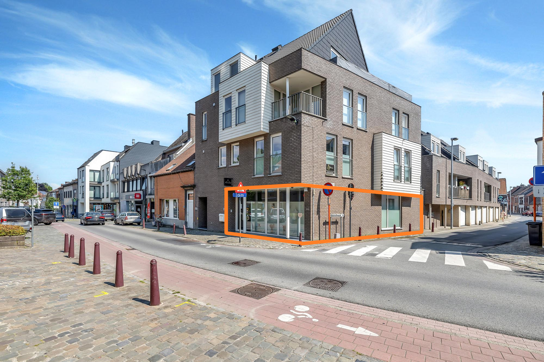 Handelszaak te huur in Erembodegem 9320 1600.00€ slaapkamers 130.00m² - Zoekertje 472366