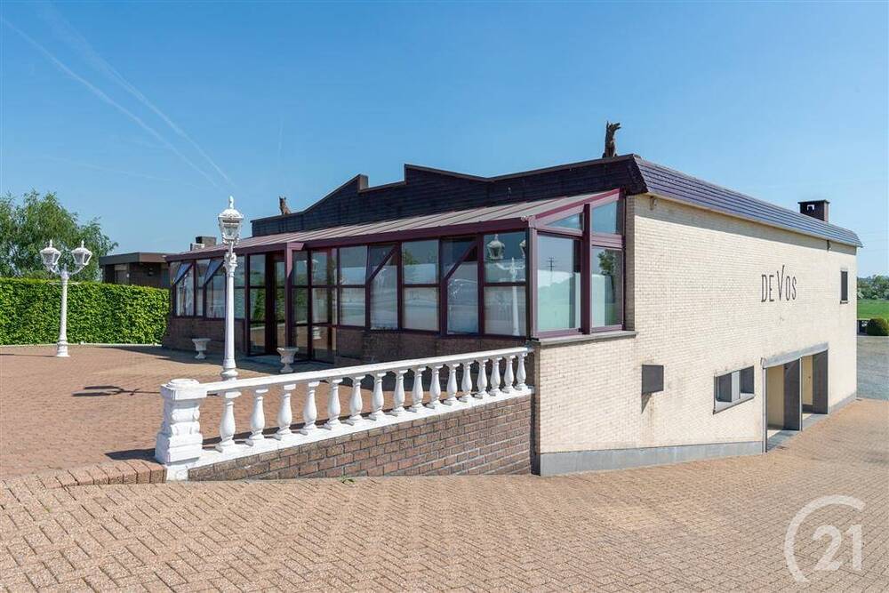 Handelszaak te koop in Ninove 9400 895000.00€ 3 slaapkamers 620.00m² - Zoekertje 473440