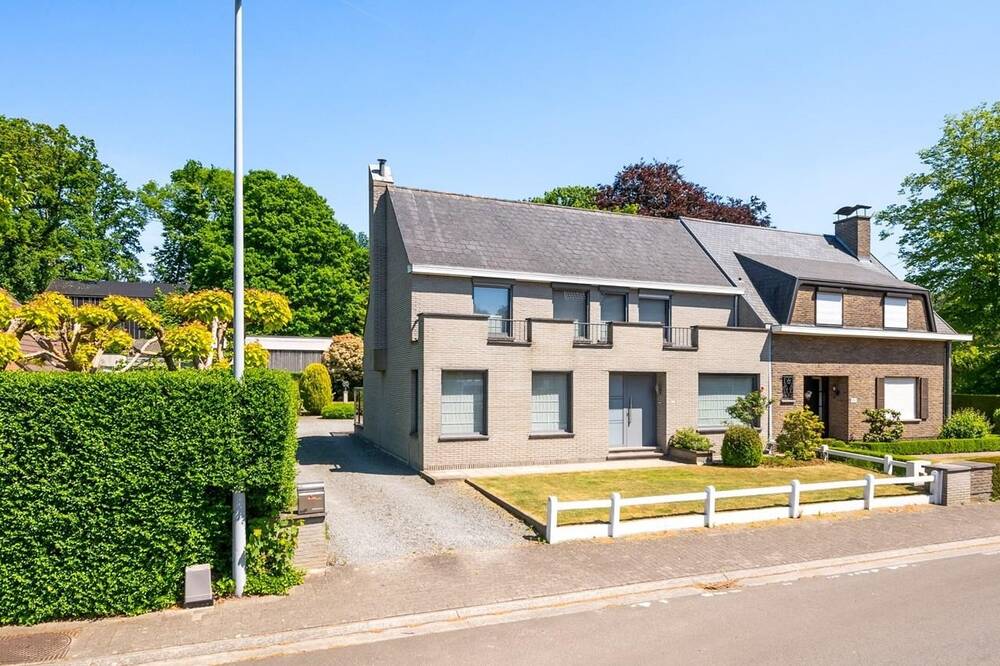 Huis te koop in Merelbeke 9820 485000.00€ 4 slaapkamers 248.00m² - Zoekertje 472248
