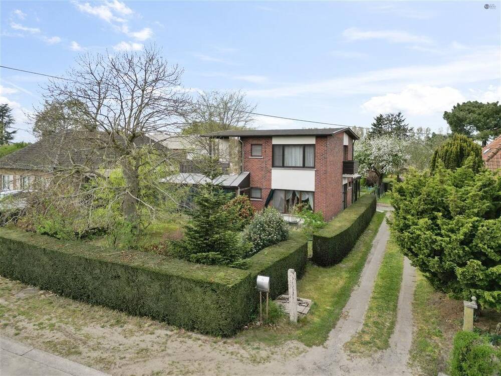 Huis te  koop in Moerbeke-Waas 9180 315000.00€ 3 slaapkamers m² - Zoekertje 473399