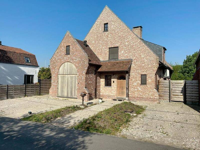 Huis te koop in Maldegem 9990 745000.00€ 5 slaapkamers 272.00m² - Zoekertje 473418