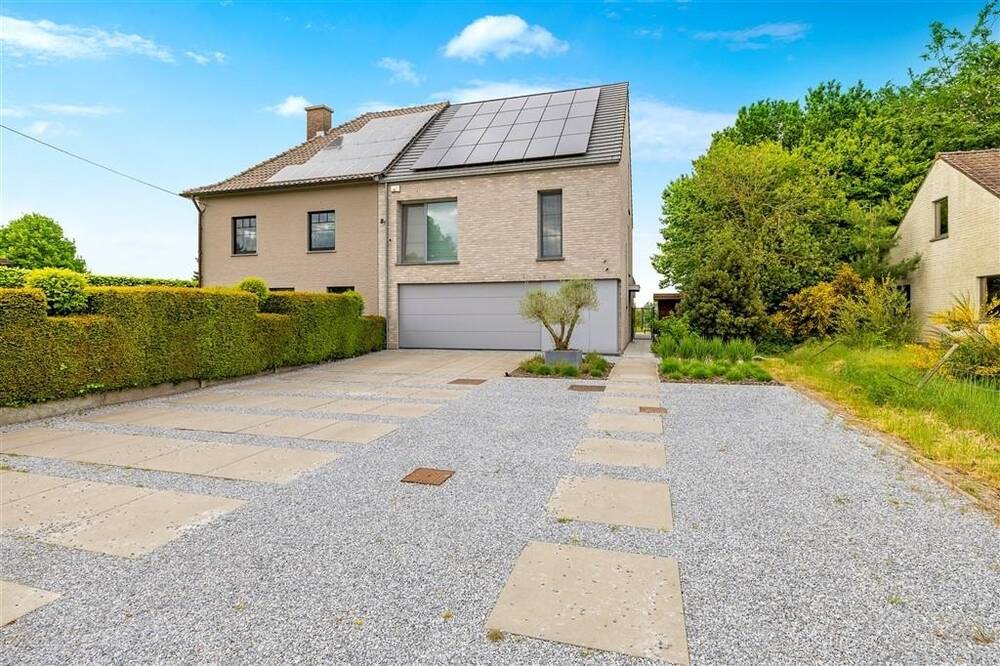 Huis te  huur in Schellebelle 9260 1600.00€ 3 slaapkamers 250.00m² - Zoekertje 474888