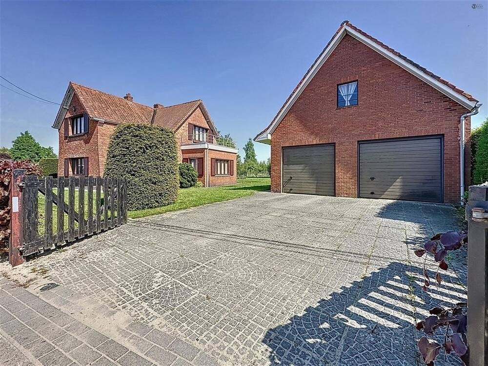 Huis te koop in Sint-Pauwels 9170 499000.00€ 4 slaapkamers 184.00m² - Zoekertje 475529