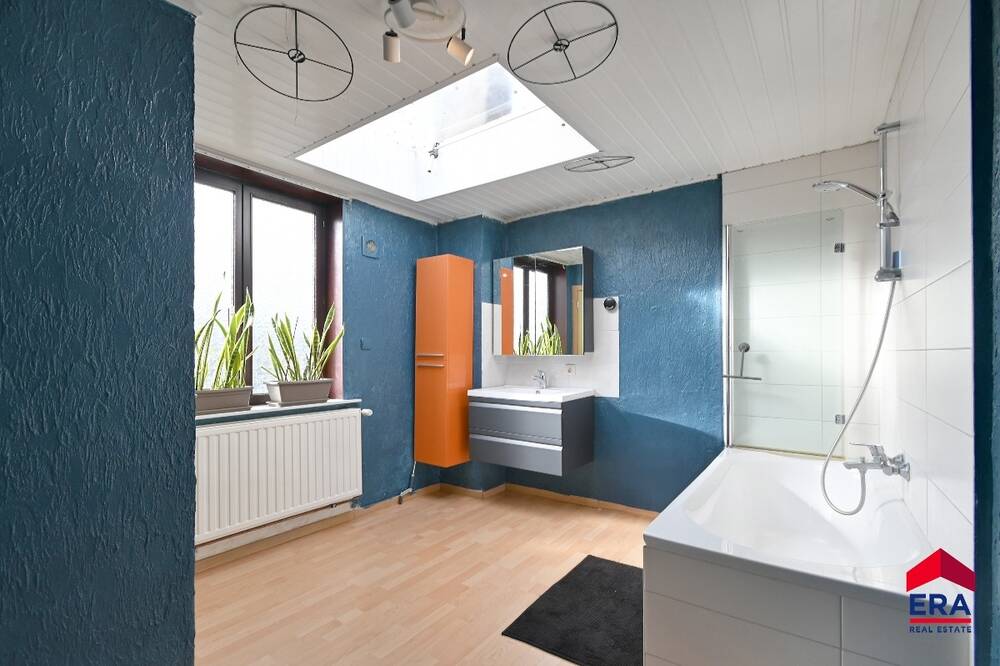 Huis te  koop in Eeklo 9900 169000.00€ 3 slaapkamers 120.00m² - Zoekertje 476233