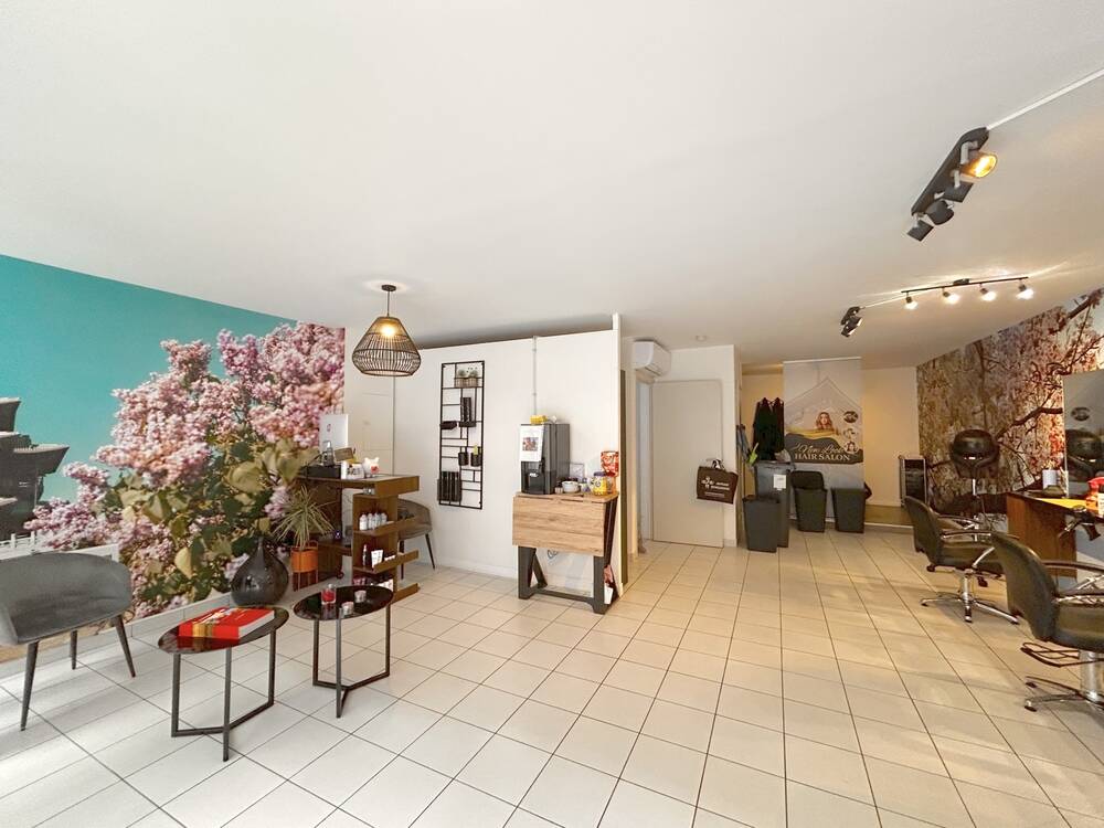 Handelszaak te koop in Ninove 9400 139000.00€ slaapkamers 75.00m² - Zoekertje 476617