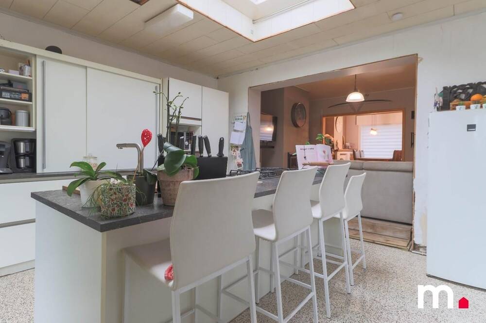 Huis te koop in Leupegem 9700 299000.00€ 3 slaapkamers m² - Zoekertje 477266