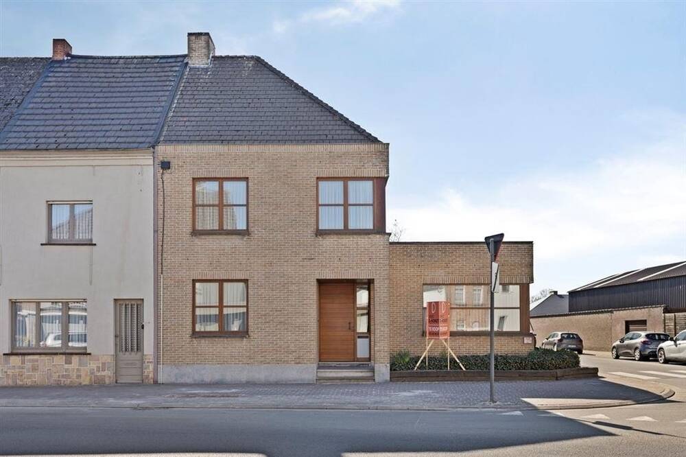 Huis te koop in Eine 9700 348000.00€ 3 slaapkamers 175.00m² - Zoekertje 478327