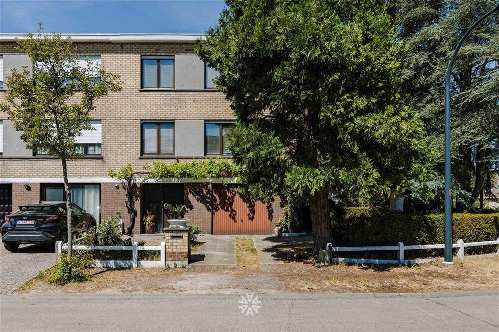 Huis te koop in Destelbergen 9070 325000.00€ 3 slaapkamers 170.00m² - Zoekertje 478450