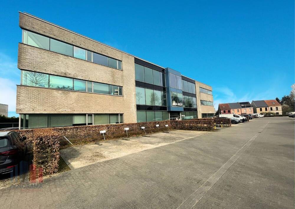Handelszaak te koop in Melle 9090 2051456.00€ slaapkamers 1200.00m² - Zoekertje 478126