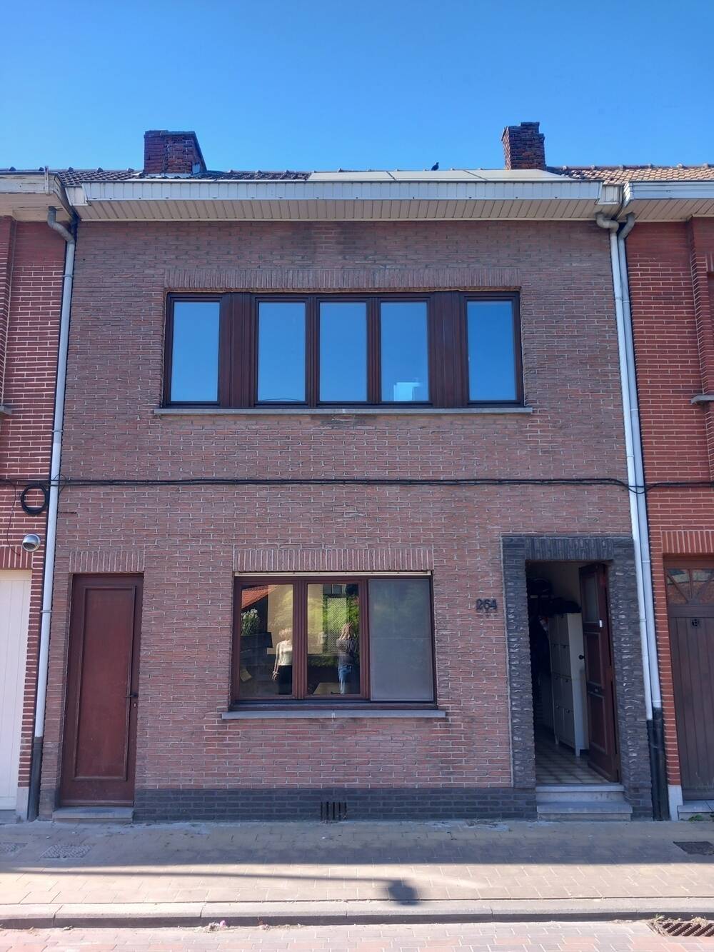 Huis te koop in Nieuwkerken-Waas 9100 299000.00€ 3 slaapkamers 190.00m² - Zoekertje 505318