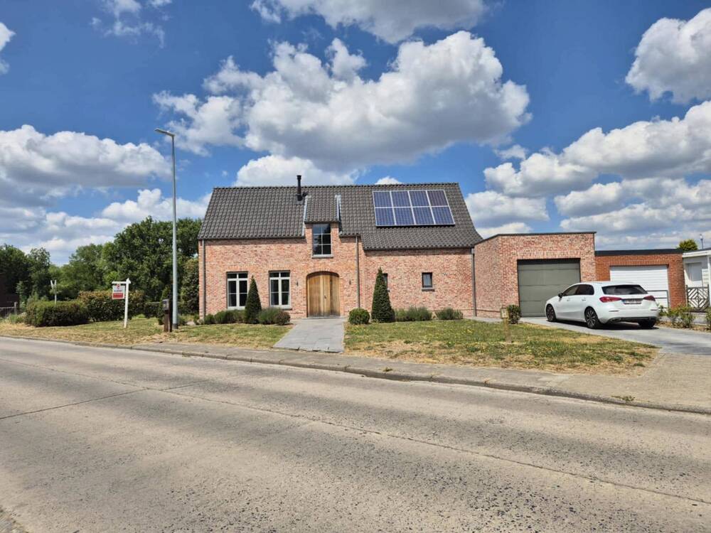 Huis te  huur in Lede 9340 1400.00€ 4 slaapkamers 200.00m² - Zoekertje 479462