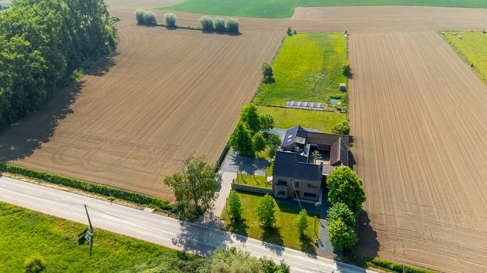 Handelszaak te koop in Zottegem 9620 795000.00€ slaapkamers 350.00m² - Zoekertje 480048