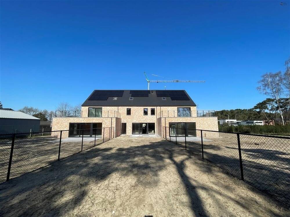 Huis te  koop in Stekene 9190 498000.00€ 5 slaapkamers 252.00m² - Zoekertje 483583