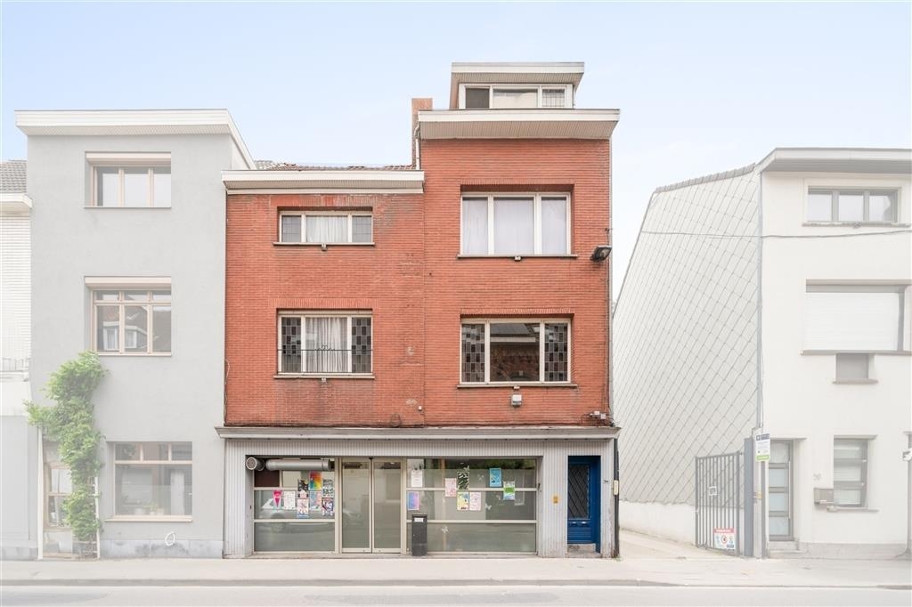 Huis te koop in Gentbrugge 9050 495000.00€ 5 slaapkamers 550.00m² - Zoekertje 483496