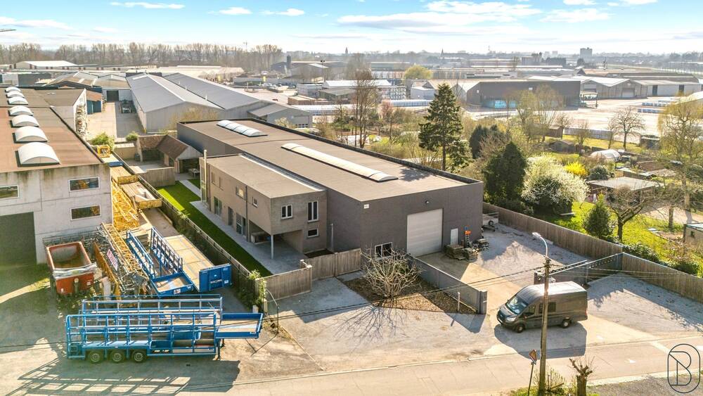 Handelszaak te koop in Deinze 9800 1595000.00€ slaapkamers 1151.00m² - Zoekertje 486390