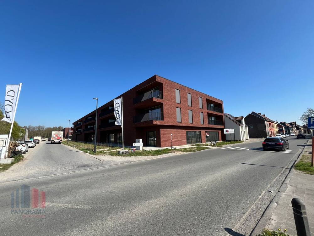 Handelszaak te koop in Drongen 9031 804082.00€ slaapkamers 297.00m² - Zoekertje 488756