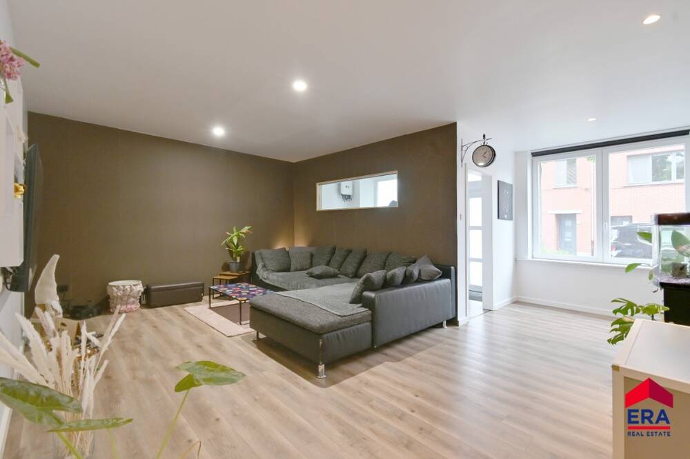 Huis te  koop in Eeklo 9900 349000.00€ 3 slaapkamers 189.00m² - Zoekertje 488219