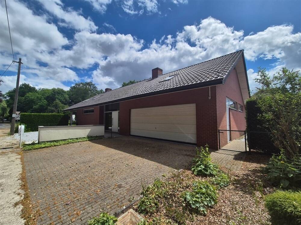 Huis te huur in Destelbergen 9070 1600.00€ 6 slaapkamers 453.00m² - Zoekertje 488341