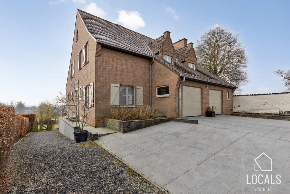 Huis te koop in Aspelare 9404 499000.00€ 5 slaapkamers 315.00m² - Zoekertje 489058