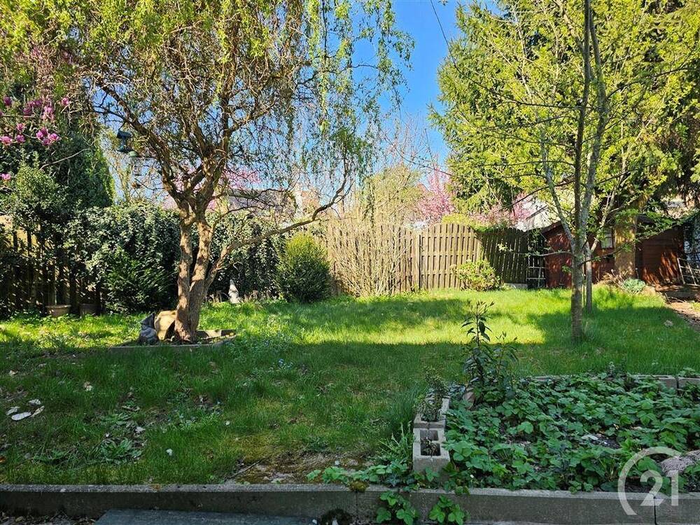 Huis te koop in Denderleeuw 9470 249000.00€ 4 slaapkamers 165.00m² - Zoekertje 489517