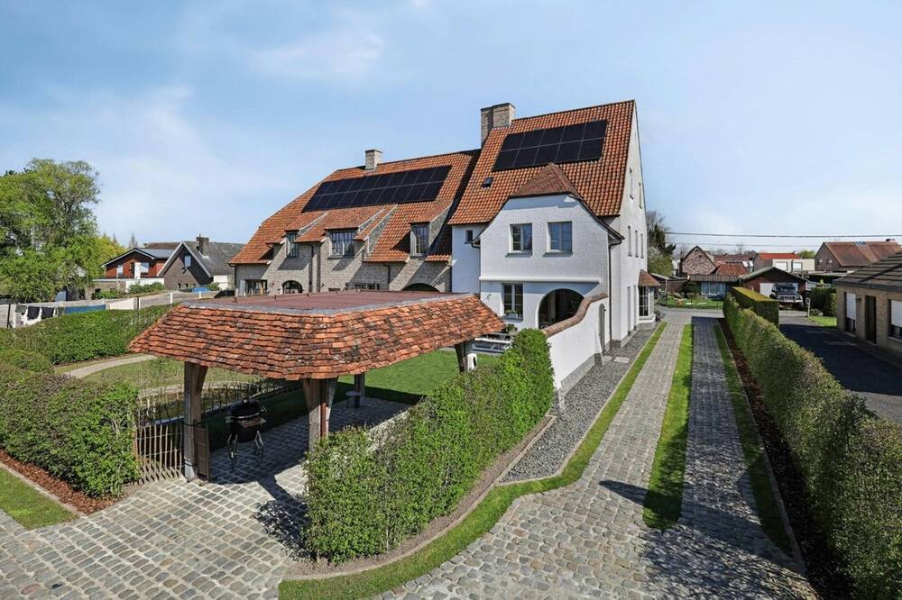 Huis te koop in Maldegem 9990 669000.00€ slaapkamers 262.00m² - Zoekertje 489730