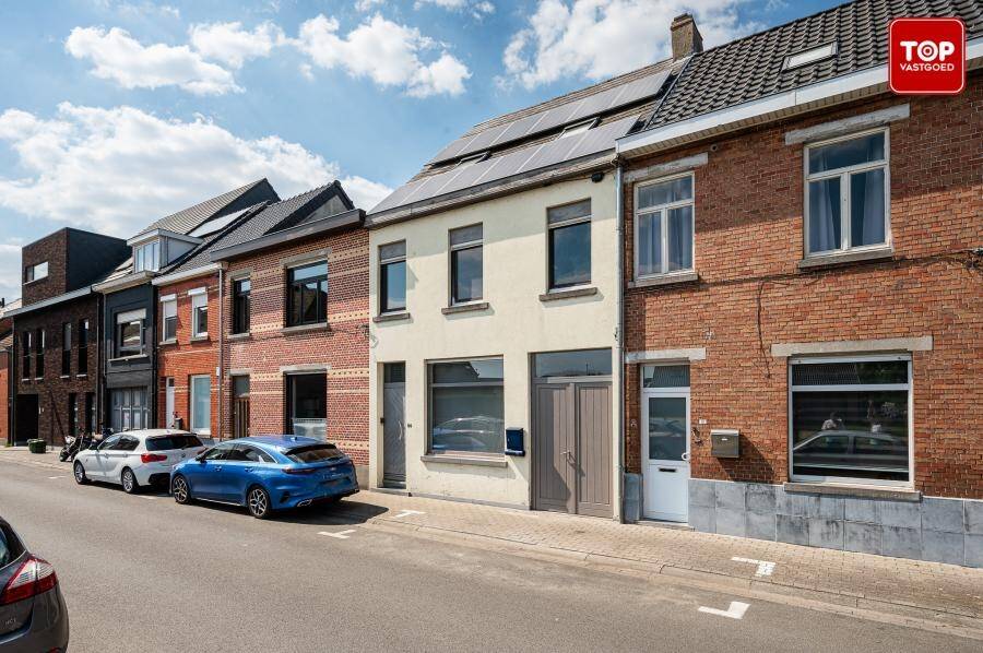 Huis te  koop in Wetteren 9230 369900.00€ 5 slaapkamers 217.00m² - Zoekertje 490080